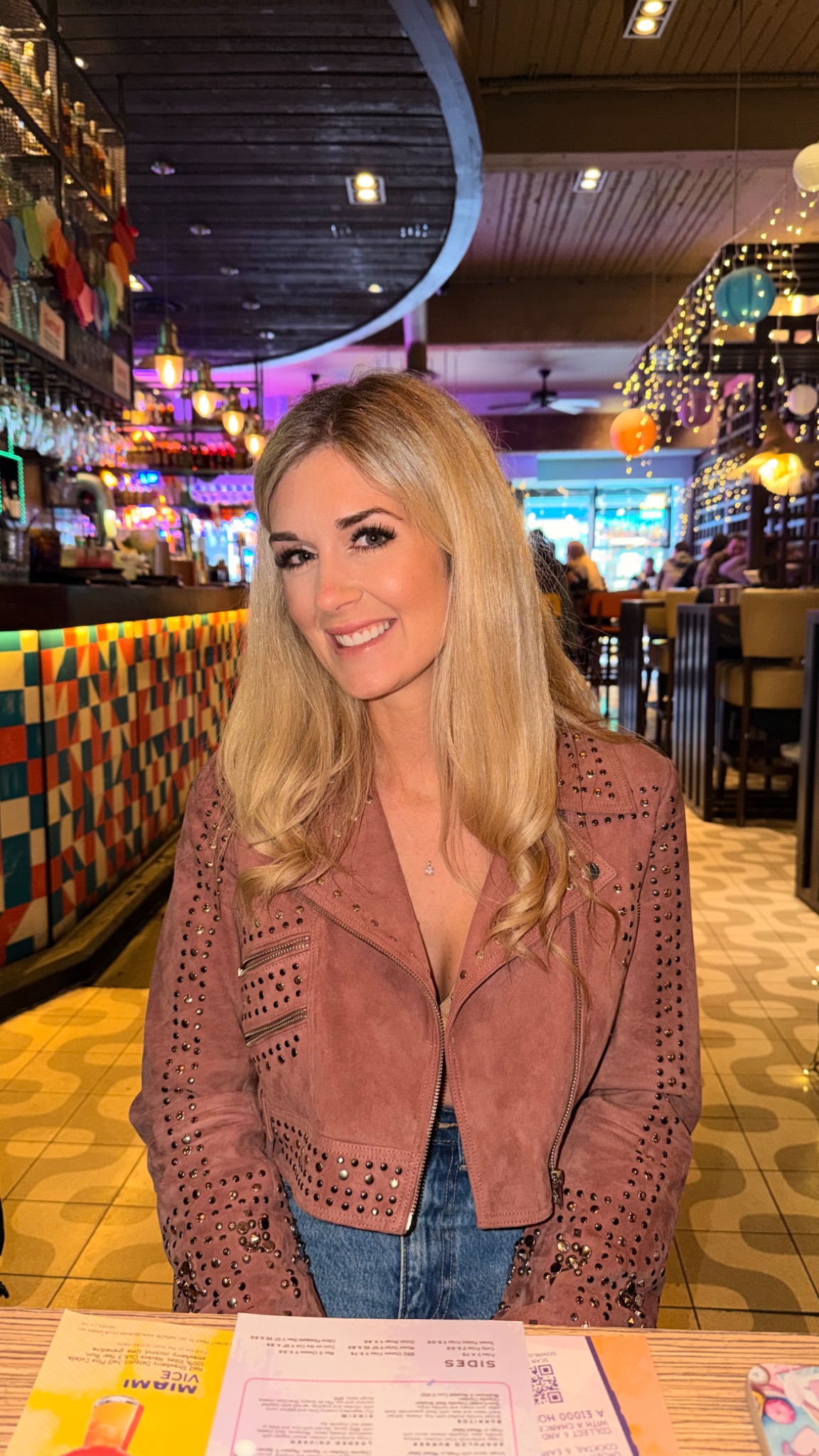 Ravenous Wife Tanya at a bar